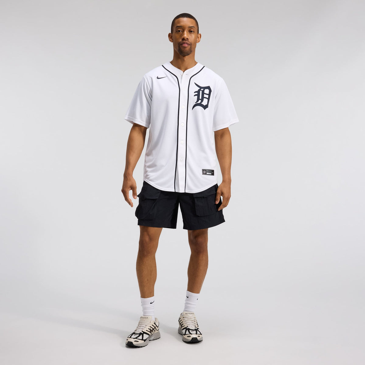 Men's Detroit Tigers Nike White Home Replica Jersey